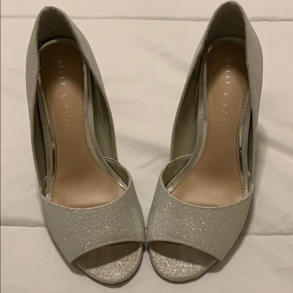 Kelly & Katie shiny heels